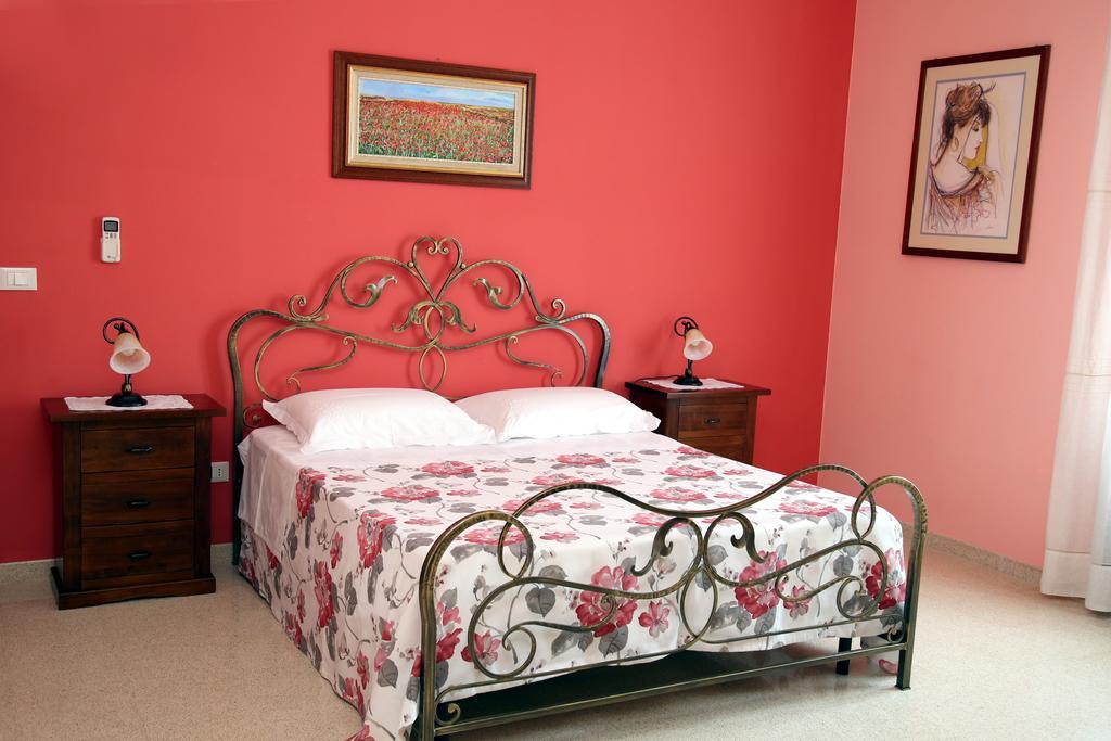 B&B Borgosolare Specchia Kamer foto
