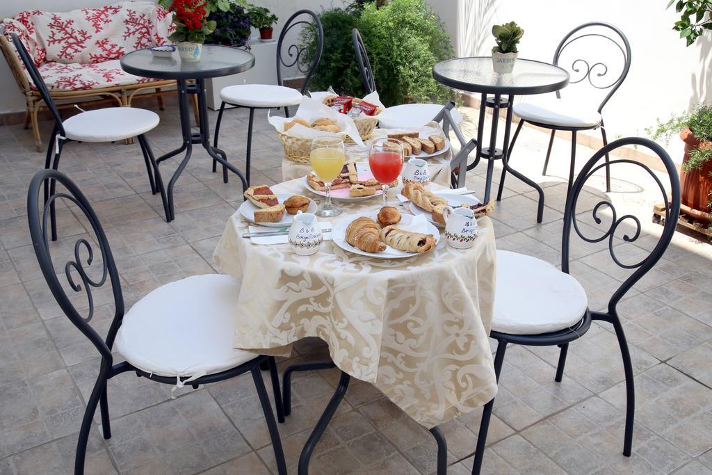 B&B Borgosolare Specchia Buitenkant foto