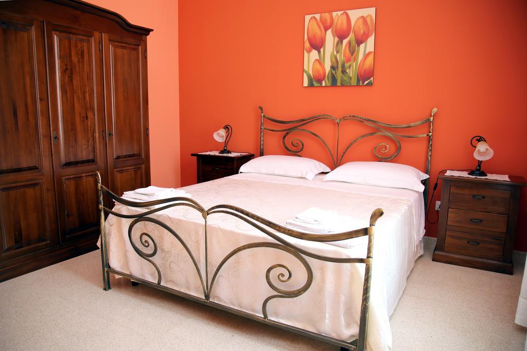 B&B Borgosolare Specchia Buitenkant foto